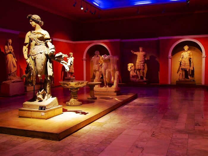 Ausstellungshallen in Antalya Museum