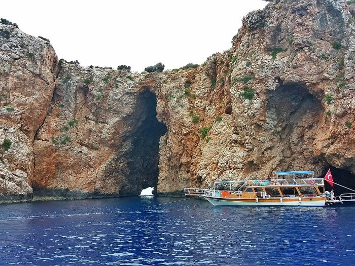 Höhle der Liebe auf der Insel Suluada