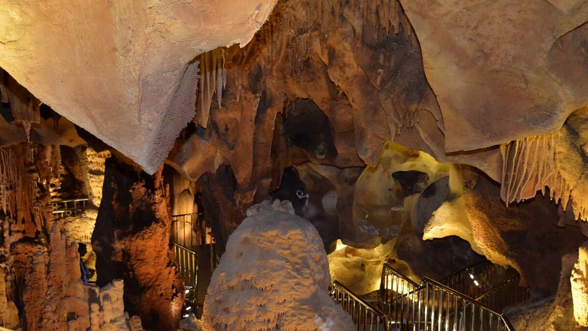 Taskuyu-Höhle (Taşkuyu Mağarası)