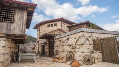 Das Dorf Ormana und die geknöpften Häuser von Ormana - Ormana Düğmeli Evler