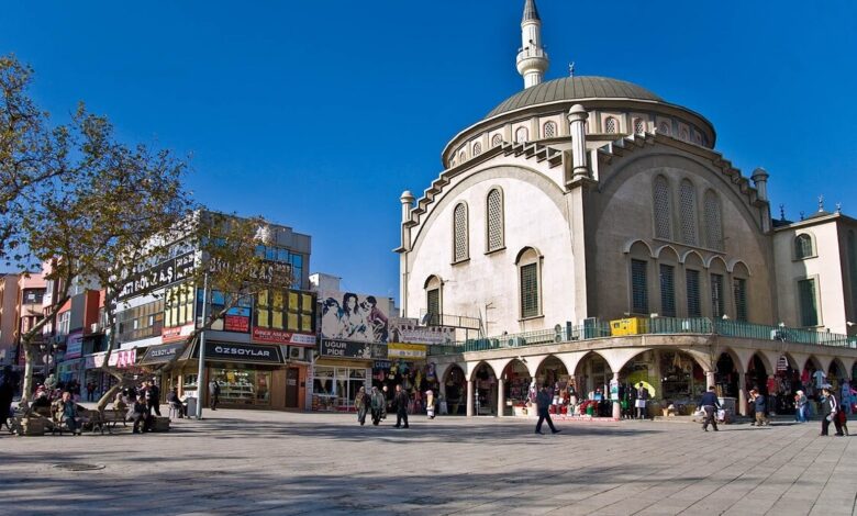 Einkaufs- und Kulturausflug im Zentrum von Denizli - Bayramyeri Meydanı